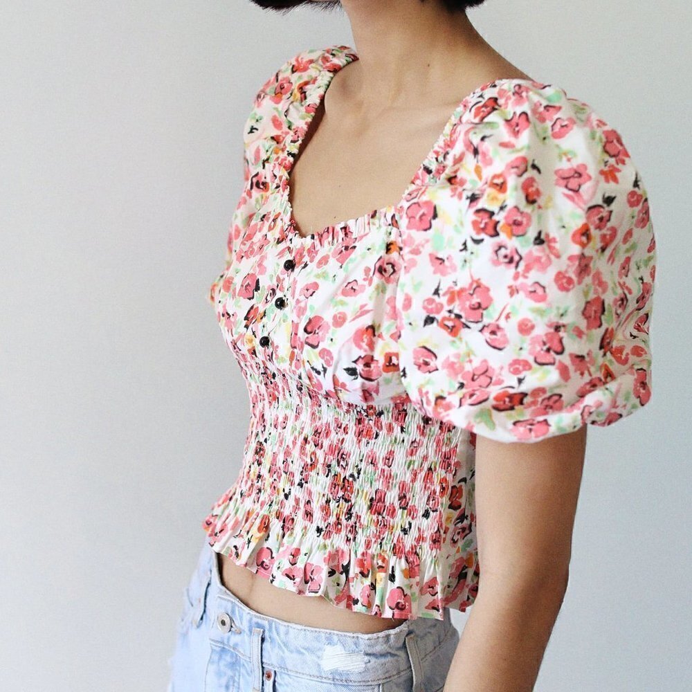 NWT Zara Print Puff Sleeve Floral Top size Small cottagecore prairie